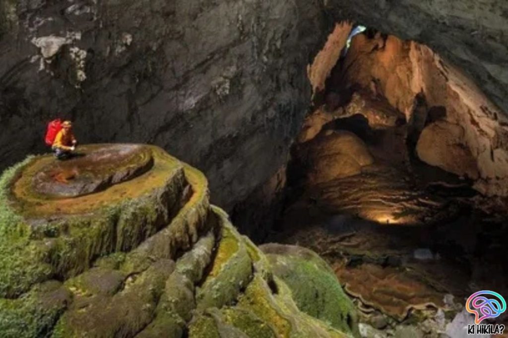 The world's largest cave